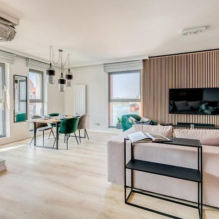 The Black Crane Apartment กดัญสก์ ภายนอก รูปภาพ